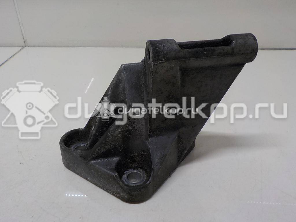 Фото Кронштейн генератора для двигателя YD22DDT для Nissan Primera / Almera 110-139 л.с 16V 2.2 л Дизельное топливо 11710AD200 {forloop.counter}}