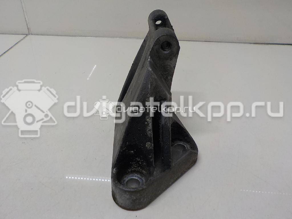 Фото Кронштейн генератора для двигателя YD22DDT для Nissan Primera / Almera 110-139 л.с 16V 2.2 л Дизельное топливо 11710AD200 {forloop.counter}}