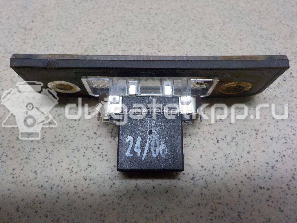 Фото Фонарь подсветки номера  1Z0943021 для Skoda Roomster 5J / Octavia / Octaviaii 1Z3 {forloop.counter}}