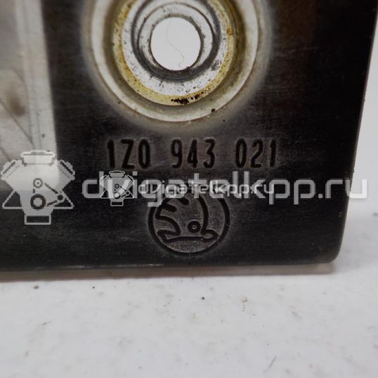 Фото Фонарь подсветки номера  1Z0943021 для Skoda Roomster 5J / Octavia / Octaviaii 1Z3