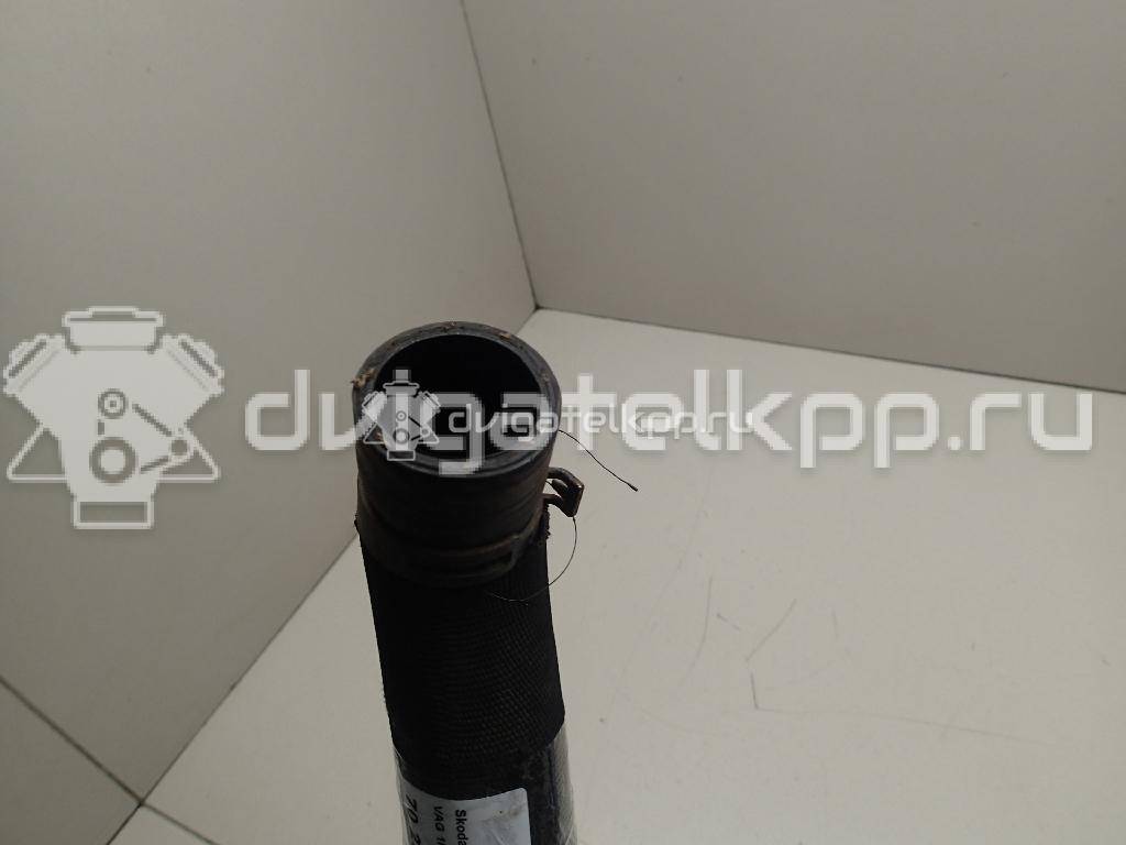 Фото Патрубок радиатора  1k0122051fe для Skoda Octavia / Yeti 5L / Octaviaii 1Z3 / Superb {forloop.counter}}