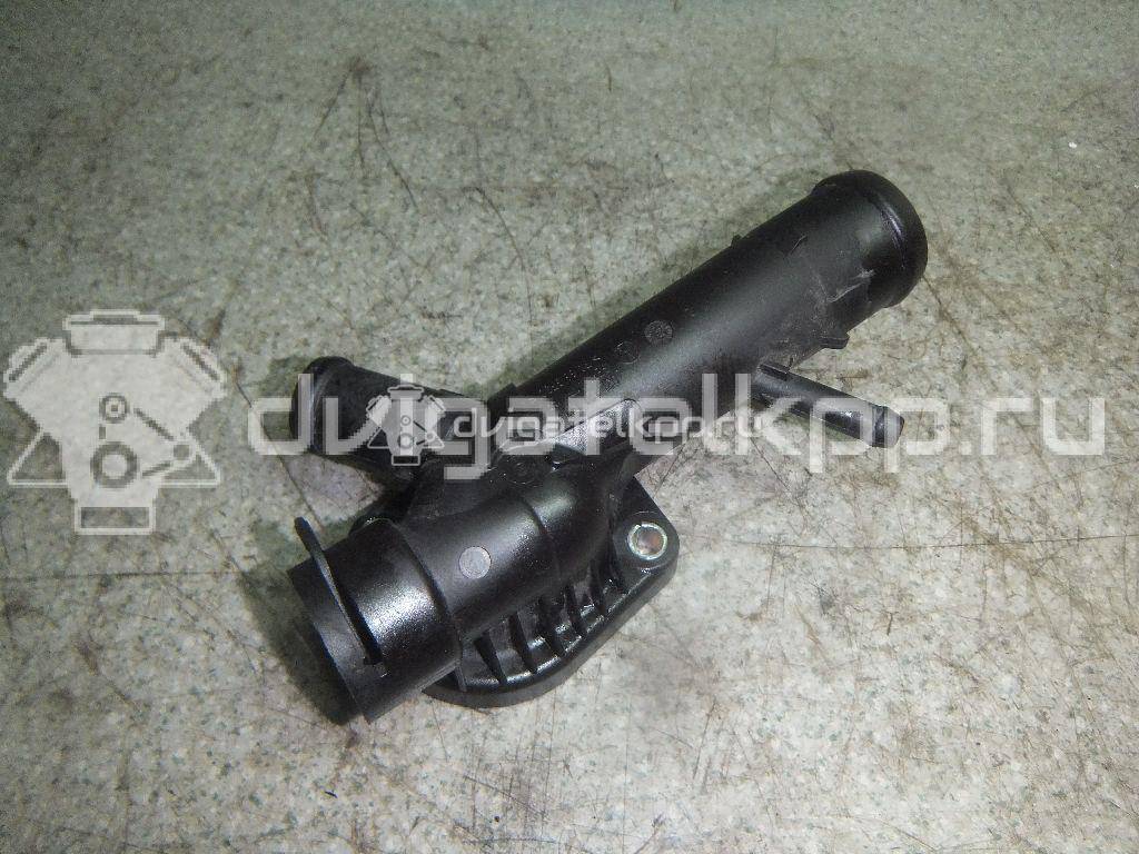 Фото Фланец двигателя системы охлаждения  03l121131f для Skoda Roomster 5J / Octaviaii 1Z3 / Fabia / Octavia / Rapid {forloop.counter}}