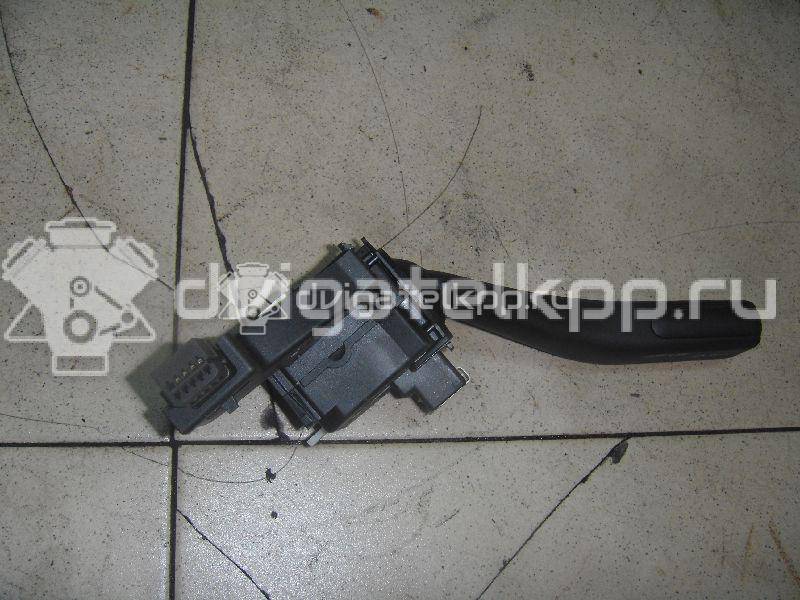 Фото Переключатель поворотов подрулевой  1K0953513 для Skoda Octavia / Yeti 5L / Octaviaii 1Z3 / Superb {forloop.counter}}