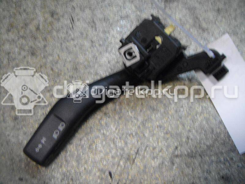 Фото Переключатель поворотов подрулевой  1K0953513 для Skoda Octavia / Yeti 5L / Octaviaii 1Z3 / Superb {forloop.counter}}