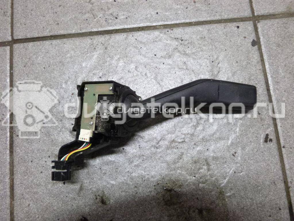 Фото Переключатель поворотов подрулевой  1K0953513 для Skoda Octavia / Yeti 5L / Octaviaii 1Z3 / Superb {forloop.counter}}