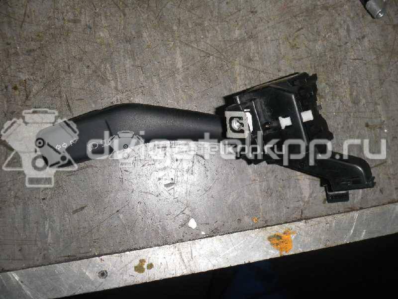 Фото Переключатель поворотов подрулевой  1K0953513 для Skoda Octavia / Yeti 5L / Octaviaii 1Z3 / Superb {forloop.counter}}