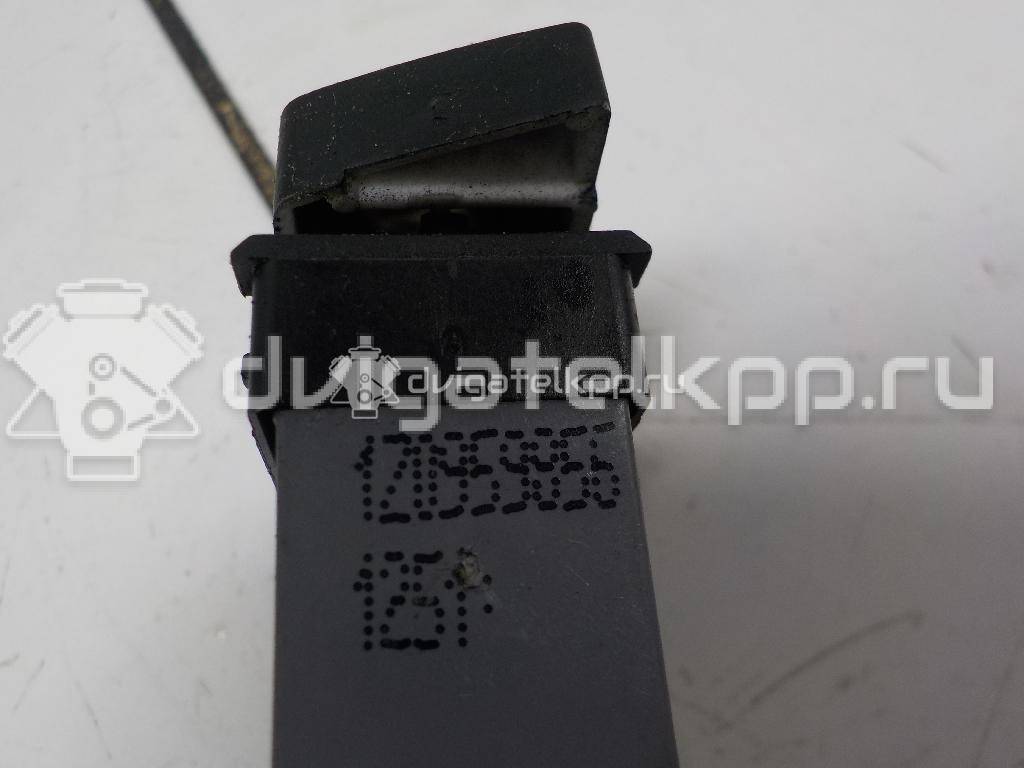 Фото Кнопка стеклоподъемника  1Z0959856 для Skoda Octavia / Octaviaii 1Z3 / Yeti 5L {forloop.counter}}