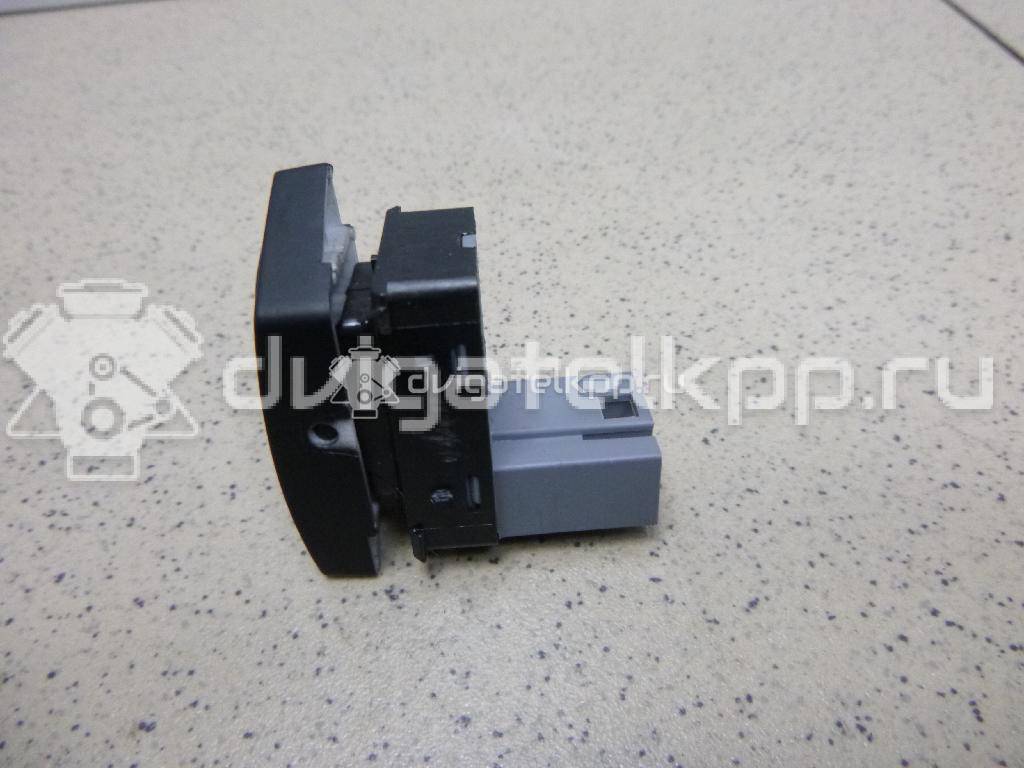 Фото Кнопка стеклоподъемника  1Z0959856 для Skoda Octavia / Octaviaii 1Z3 / Yeti 5L {forloop.counter}}