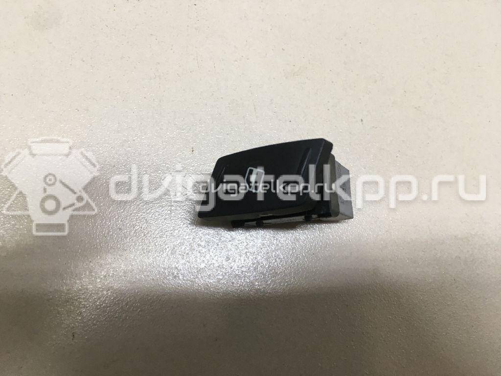 Фото Кнопка стеклоподъемника  1Z0959856 для Skoda Octavia / Octaviaii 1Z3 / Yeti 5L {forloop.counter}}