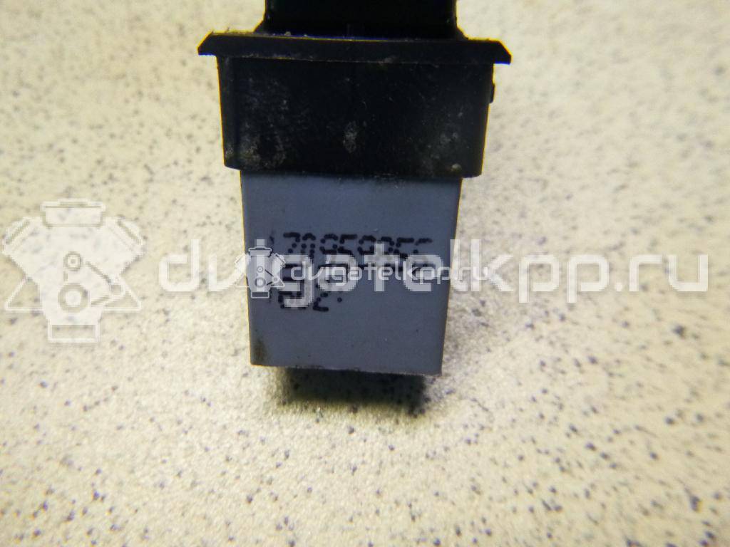 Фото Кнопка стеклоподъемника  1Z0959856 для Skoda Octavia / Octaviaii 1Z3 / Yeti 5L {forloop.counter}}