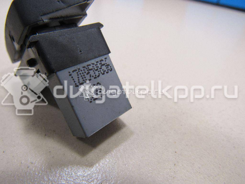 Фото Кнопка стеклоподъемника  1Z0959856 для Skoda Octavia / Octaviaii 1Z3 / Yeti 5L {forloop.counter}}