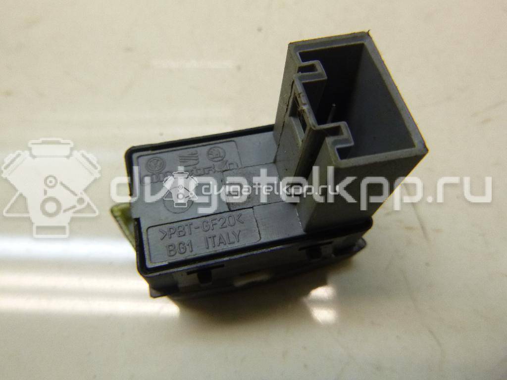 Фото Кнопка стеклоподъемника  1Z0959856 для Skoda Octavia / Octaviaii 1Z3 / Yeti 5L {forloop.counter}}