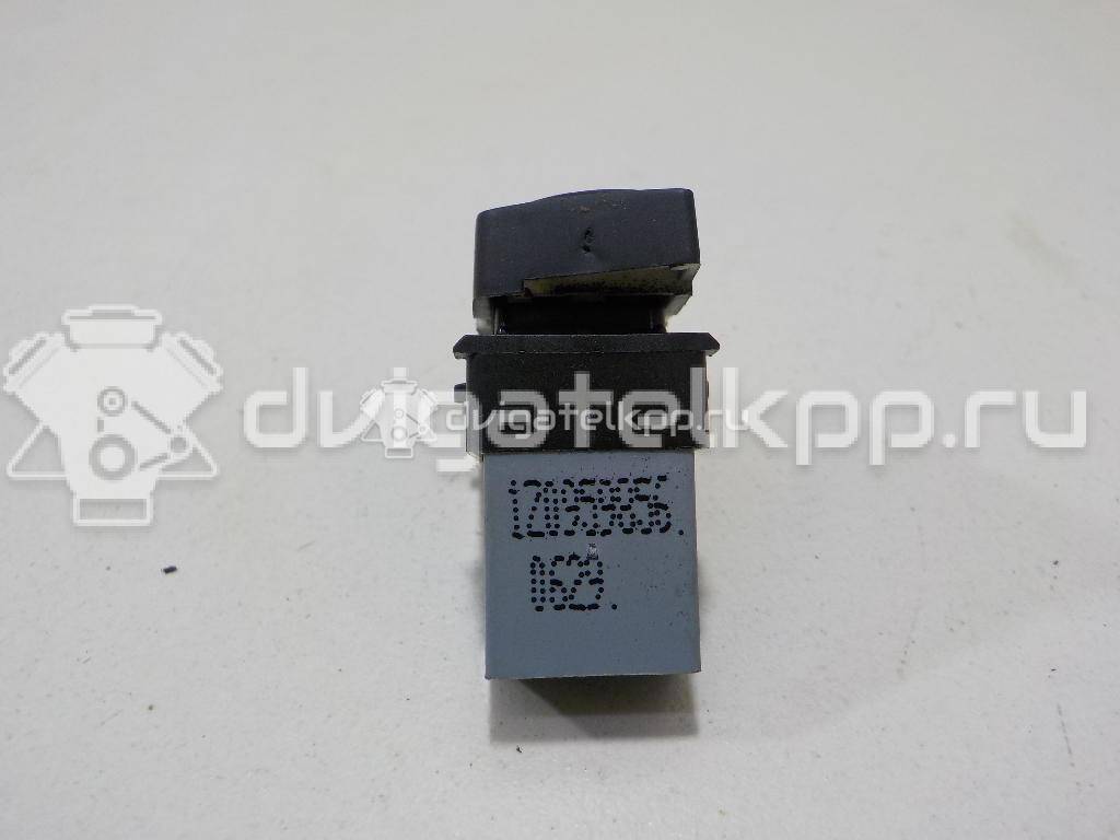 Фото Кнопка стеклоподъемника  1Z0959856 для Skoda Octavia / Octaviaii 1Z3 / Yeti 5L {forloop.counter}}