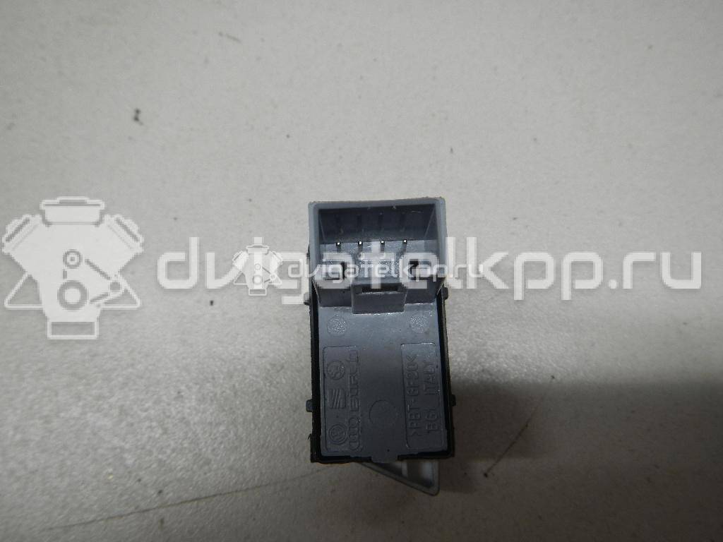 Фото Кнопка стеклоподъемника  1Z0959855 для Skoda Octavia / Octaviaii 1Z3 / Yeti 5L {forloop.counter}}