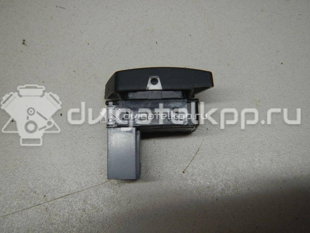 Фото Кнопка стеклоподъемника  1Z0959855 для Skoda Octavia / Octaviaii 1Z3 / Yeti 5L {forloop.counter}}