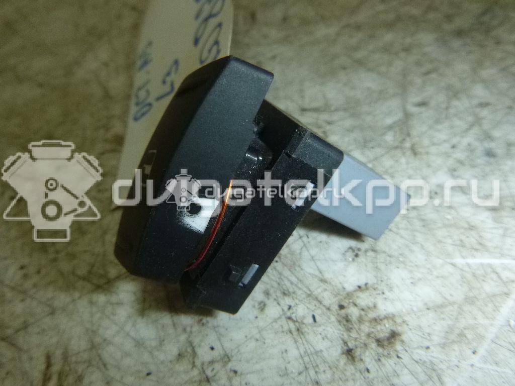 Фото Кнопка стеклоподъемника  1Z0959855 для Skoda Octavia / Octaviaii 1Z3 / Yeti 5L {forloop.counter}}