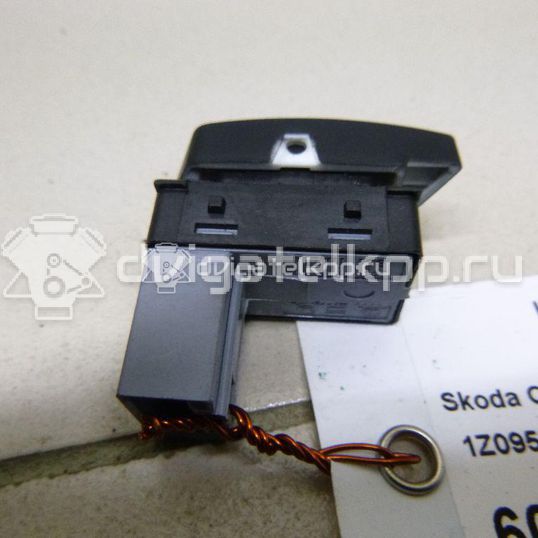 Фото Кнопка стеклоподъемника  1Z0959855 для Skoda Octavia / Octaviaii 1Z3 / Yeti 5L