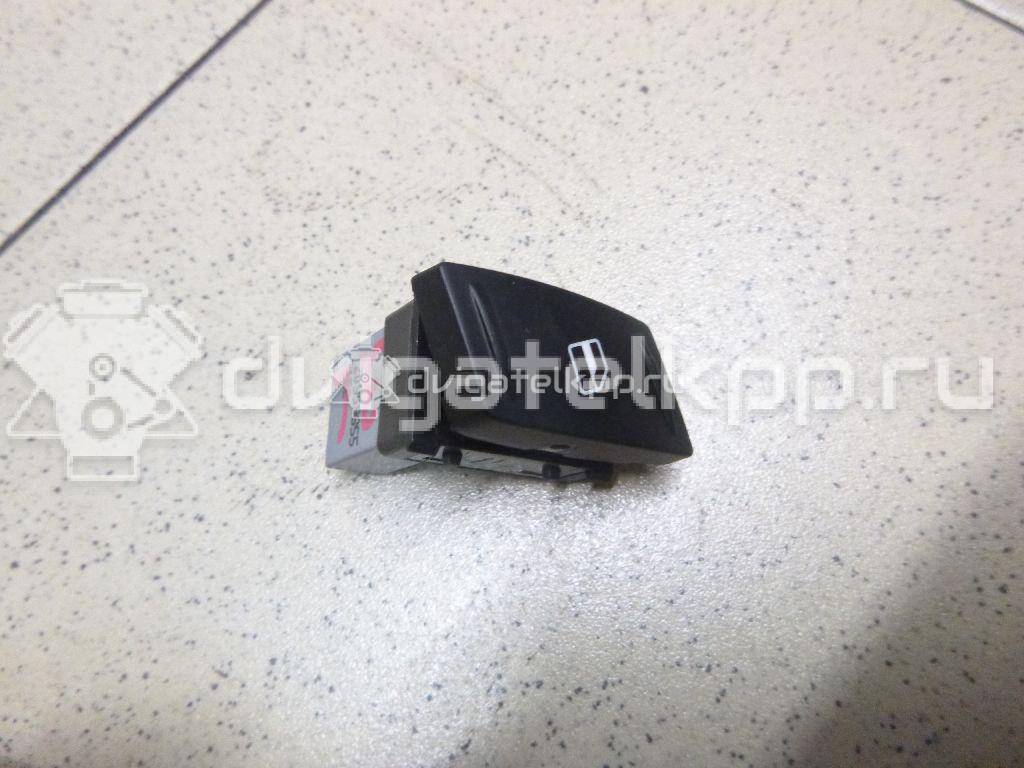 Фото Кнопка стеклоподъемника  1Z0959855 для Skoda Octavia / Octaviaii 1Z3 / Yeti 5L {forloop.counter}}