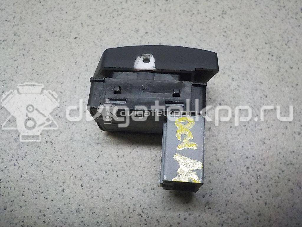 Фото Кнопка стеклоподъемника  1Z0959855 для Skoda Octavia / Octaviaii 1Z3 / Yeti 5L {forloop.counter}}