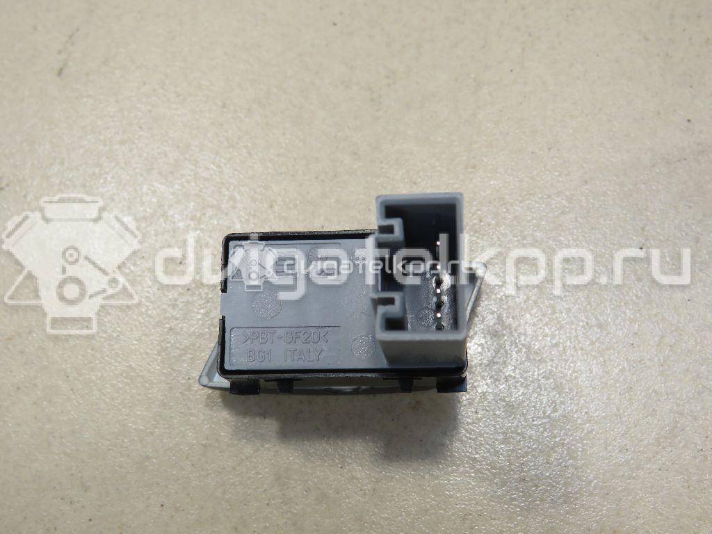 Фото Кнопка стеклоподъемника  1Z0959855 для Skoda Octavia / Octaviaii 1Z3 / Yeti 5L {forloop.counter}}