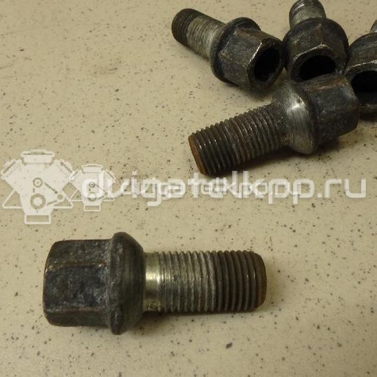 Фото Болт колесный  WHT002437 для Skoda Roomster 5J / Octaviaii 1Z3 / Yeti 5L / Fabia / Octavia