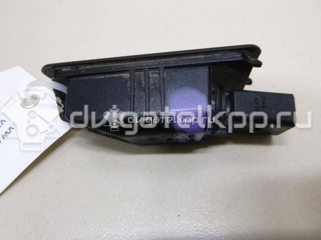 Фото Фонарь подсветки номера  1K8943021 для Volkswagen Scirocco / Polo / Touran / Amarok S1B / New Beetle {forloop.counter}}