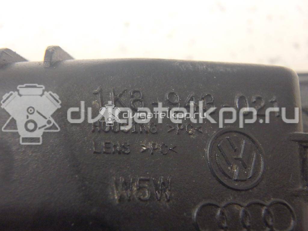 Фото Фонарь подсветки номера  1K8943021 для Volkswagen Scirocco / Polo / Touran / Amarok S1B / New Beetle {forloop.counter}}