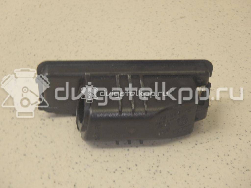 Фото Фонарь подсветки номера  1K8943021 для Volkswagen Scirocco / Polo / Touran / Amarok S1B / New Beetle {forloop.counter}}