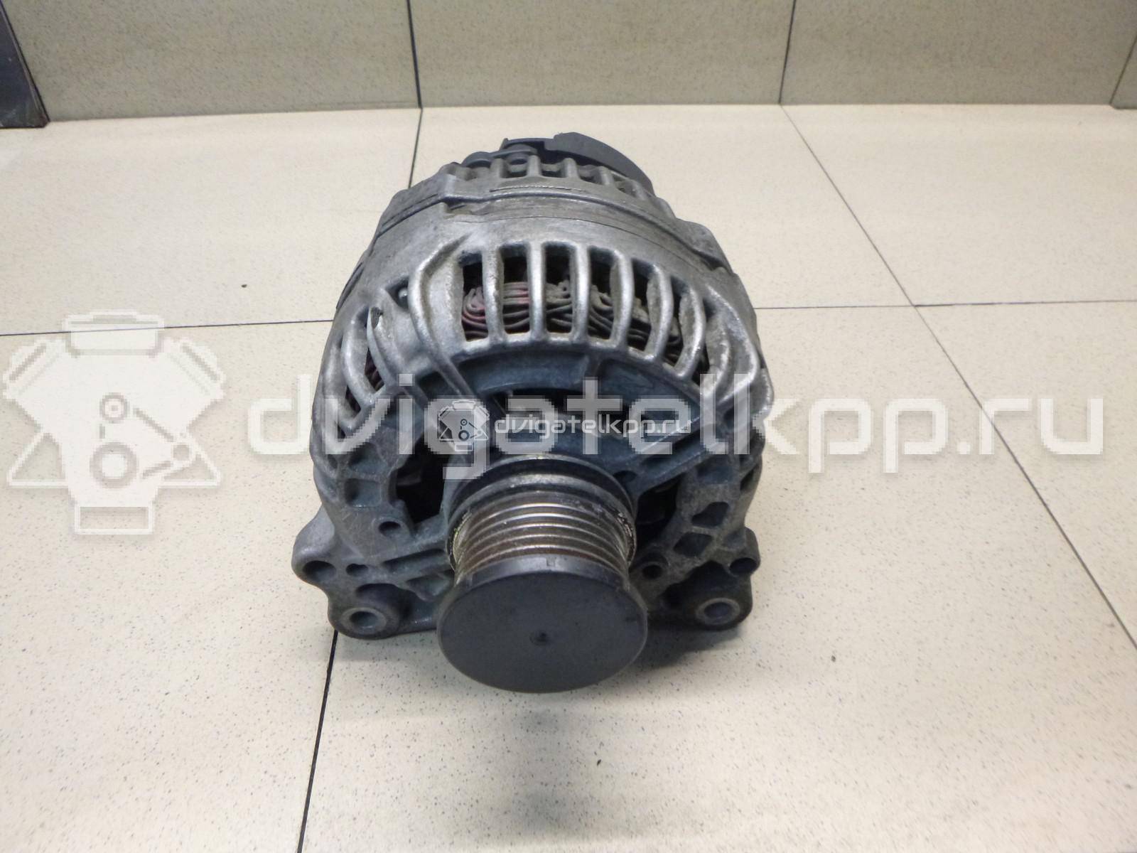 Фото Генератор  03L903023P для Volkswagen Scirocco / Tiguan / Touran / Amarok S1B / New Beetle {forloop.counter}}