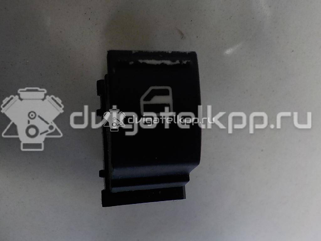 Фото Кнопка стеклоподъемника  1F0959855 для Volkswagen Scirocco / Tiguan / Touran / Amarok S1B / Cc {forloop.counter}}