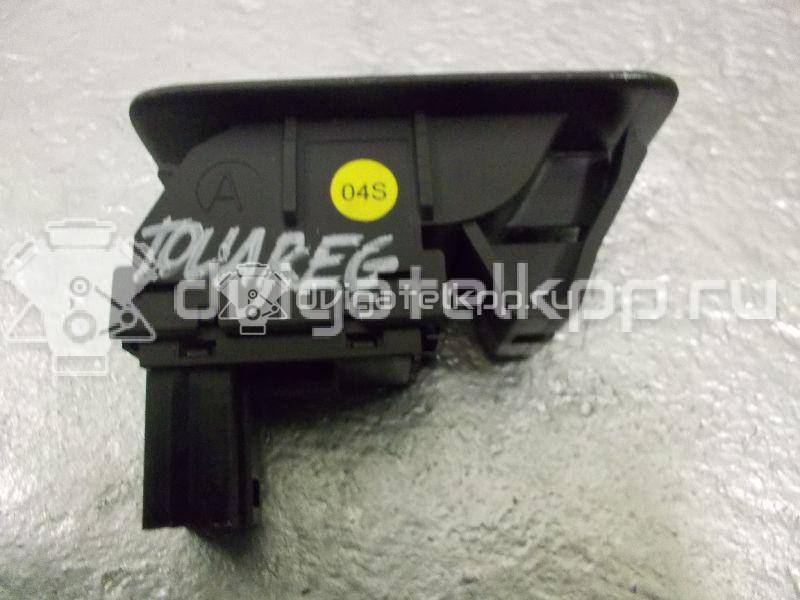 Фото Кнопка стеклоподъемника  1F0959855 для Volkswagen Scirocco / Tiguan / Touran / Amarok S1B / Cc {forloop.counter}}