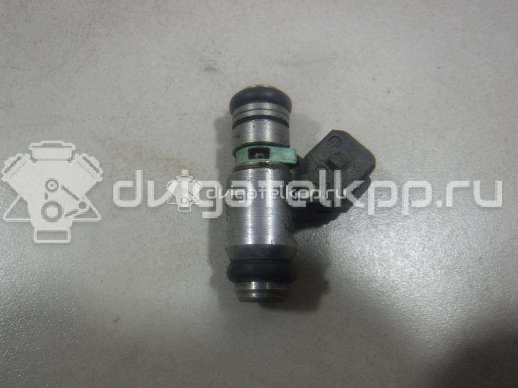 Фото Форсунка инжекторная электрическая  032906031A для Volkswagen Polo / Caddy / Vento 1H2 / Golf {forloop.counter}}