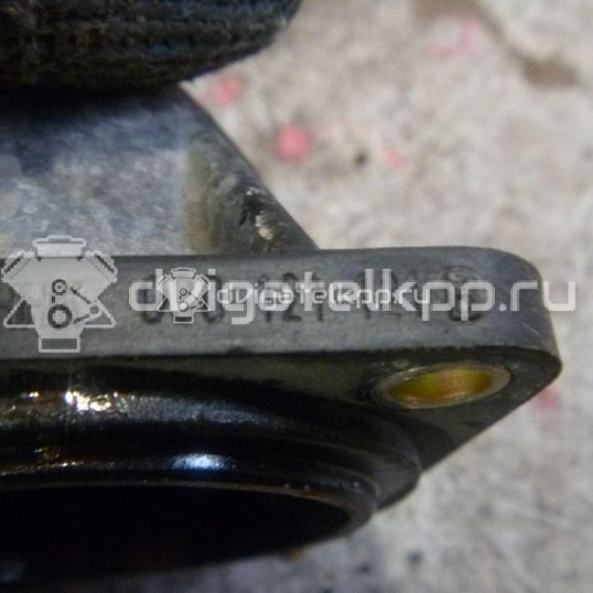 Фото Фланец двигателя системы охлаждения  030121121b для Volkswagen Scirocco / Touran / New Beetle / Bora / Derby