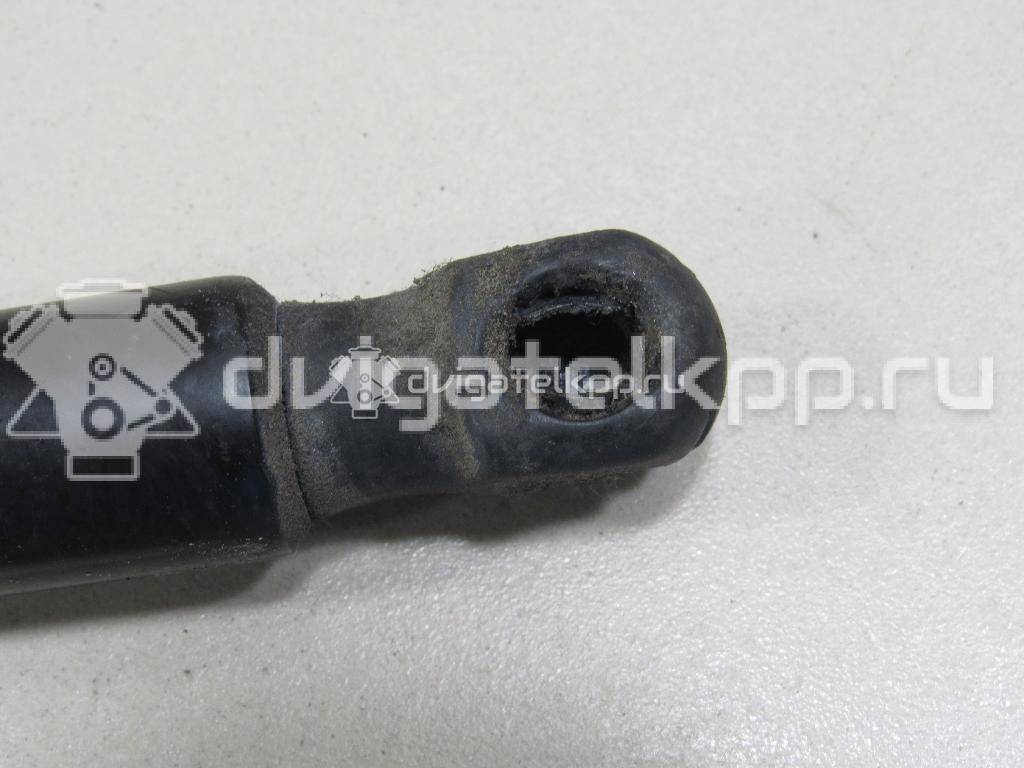 Фото Амортизатор двери багажника  2K0827550A для Volkswagen Caddy {forloop.counter}}