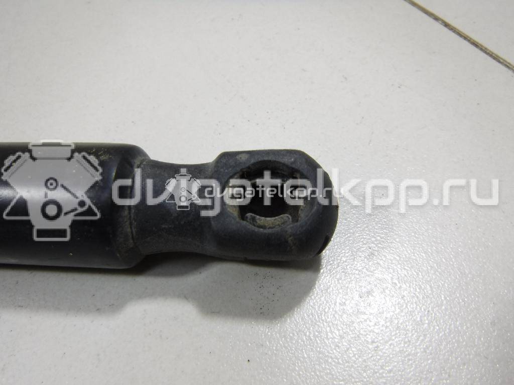 Фото Амортизатор двери багажника  2K0827550A для Volkswagen Caddy {forloop.counter}}