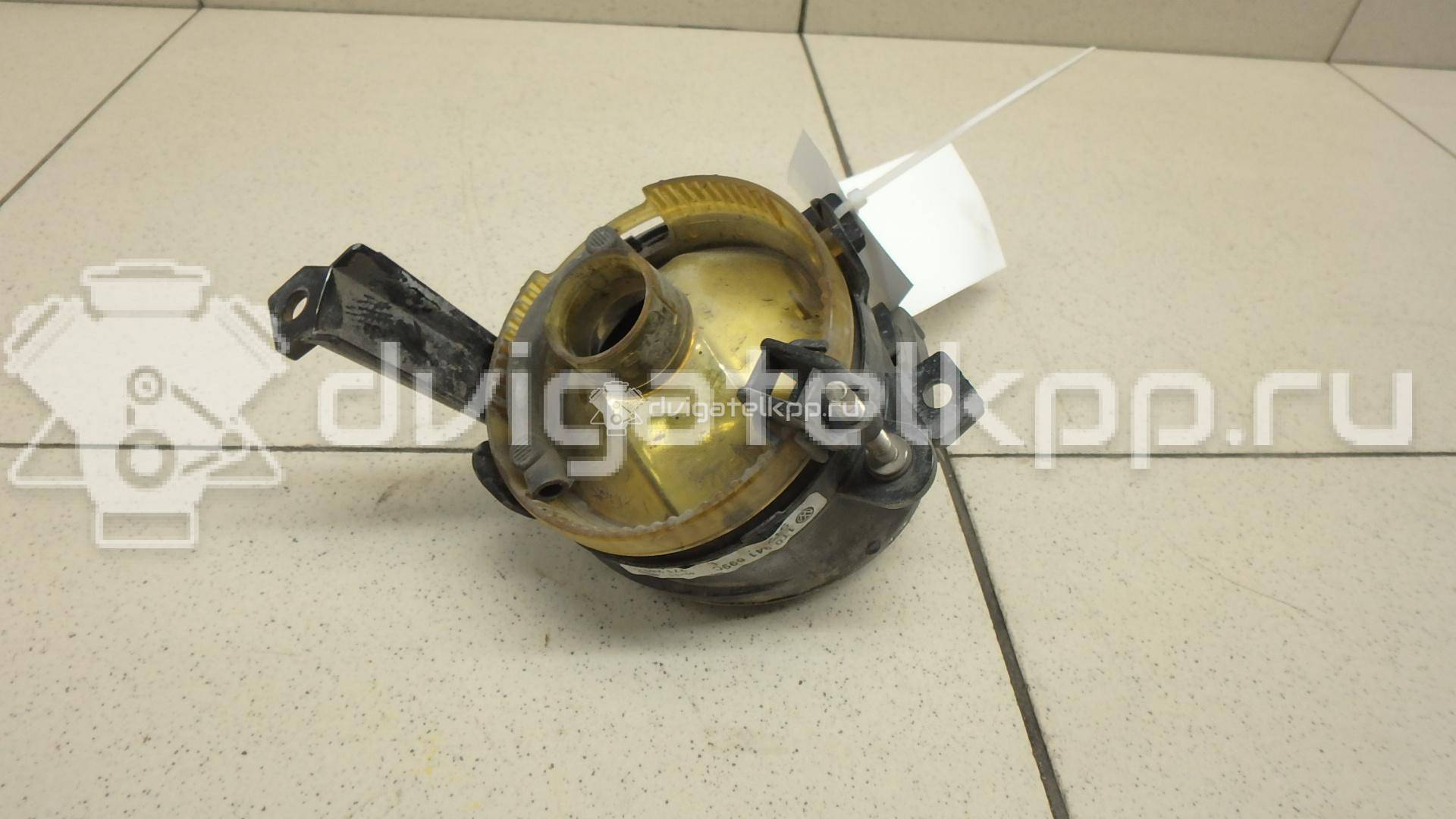 Фото Фара противотуманная левая  1T0941699C для Volkswagen Tiguan / Touran / Cc / Eos 1F7, 1F8 / Golf {forloop.counter}}