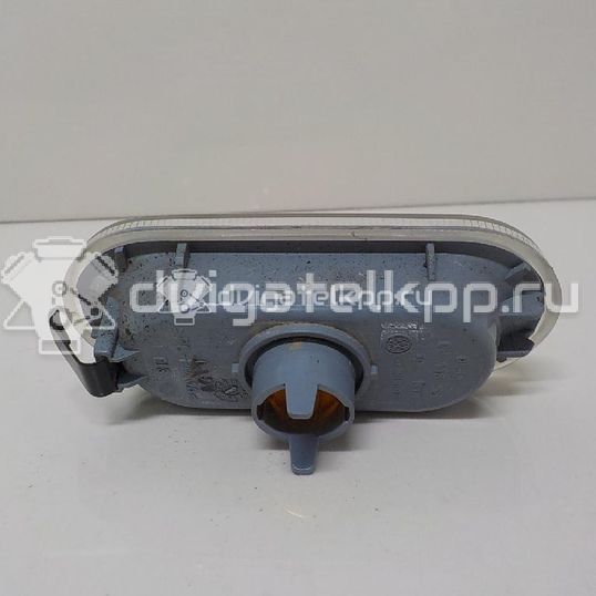 Фото Повторитель на крыло белый  2K0949117B для Volkswagen Up 121, 122, Bl1, Bl2 / Amarok S1B / Bora / Multivan / Sharan