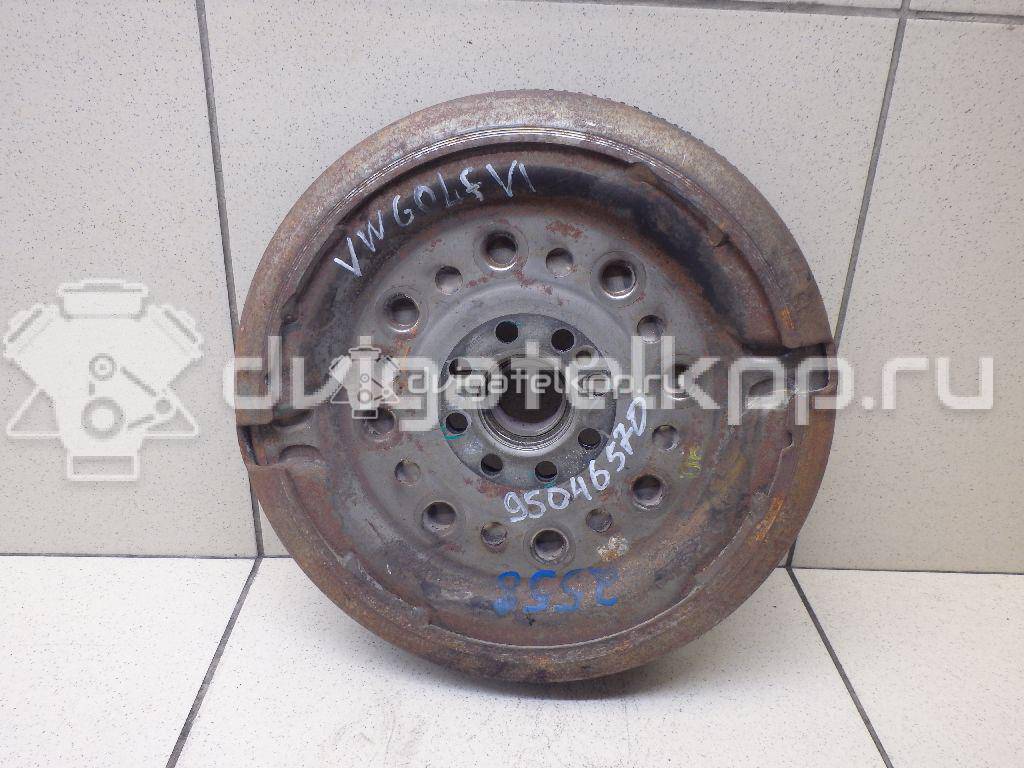 Фото Маховик для двигателя CDAA для Seat Leon / Toledo / Alhambra / Altea 160 л.с 16V 1.8 л бензин 06J105266H {forloop.counter}}