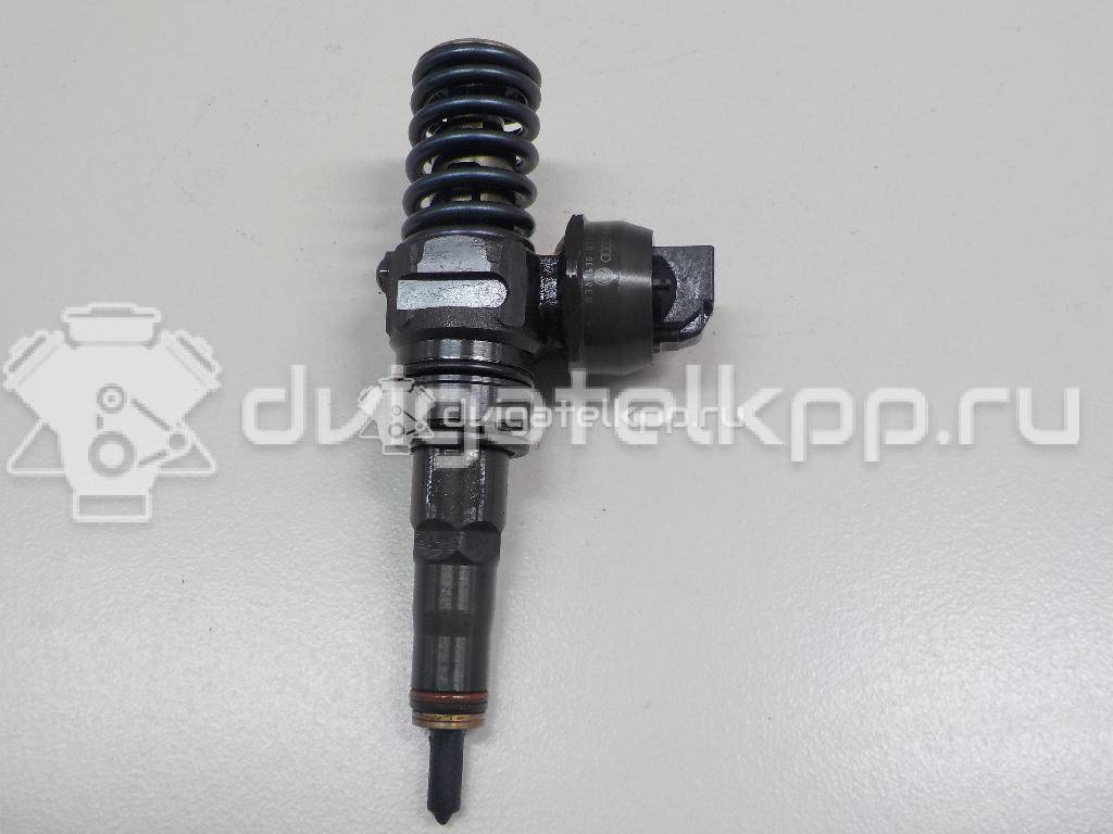 Фото Форсунка дизельная электрическая для двигателя BXE для Skoda Octavia / Octaviaii 1Z3 / Superb 105 л.с 8V 1.9 л Дизельное топливо 038130073AG {forloop.counter}}