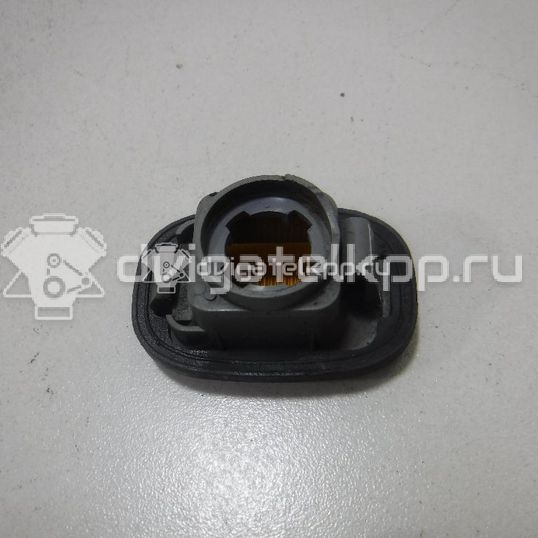 Фото Повторитель на крыло желтый  8173020210 для Toyota Carina / Avensis / Starlet / Prius / Rav 4