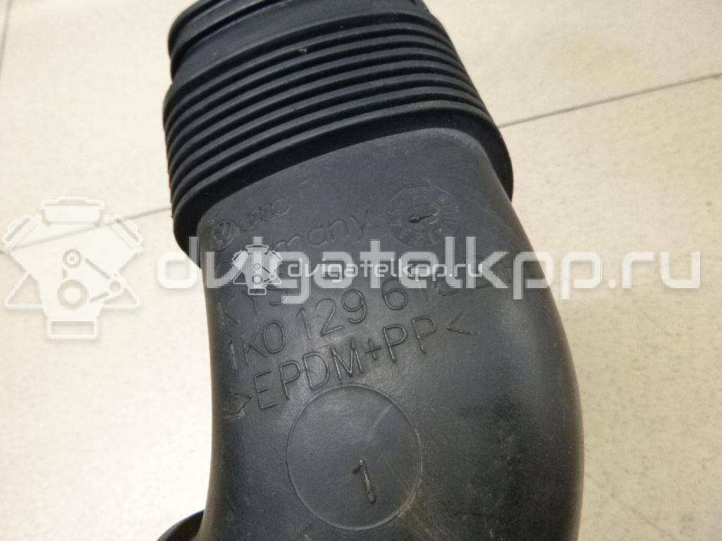 Фото Гофра воздуховода для двигателя CBZB для Skoda Roomster 5J / Octaviaii 1Z3 / Yeti 5L / Fabia / Octavia 105 л.с 8V 1.2 л бензин 1K0129618BF {forloop.counter}}