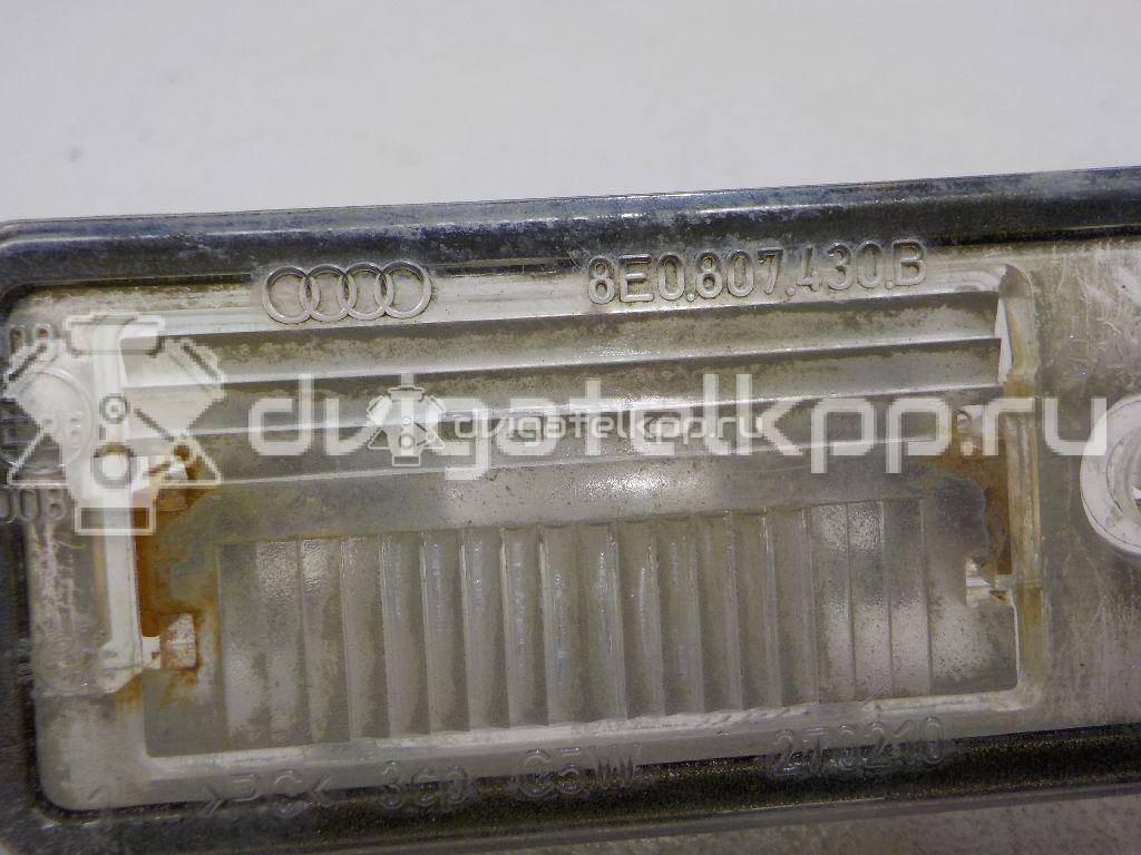 Фото Фонарь подсветки номера  8E0943022B для Audi A4 / A6 / A3 / A5 / A8 {forloop.counter}}