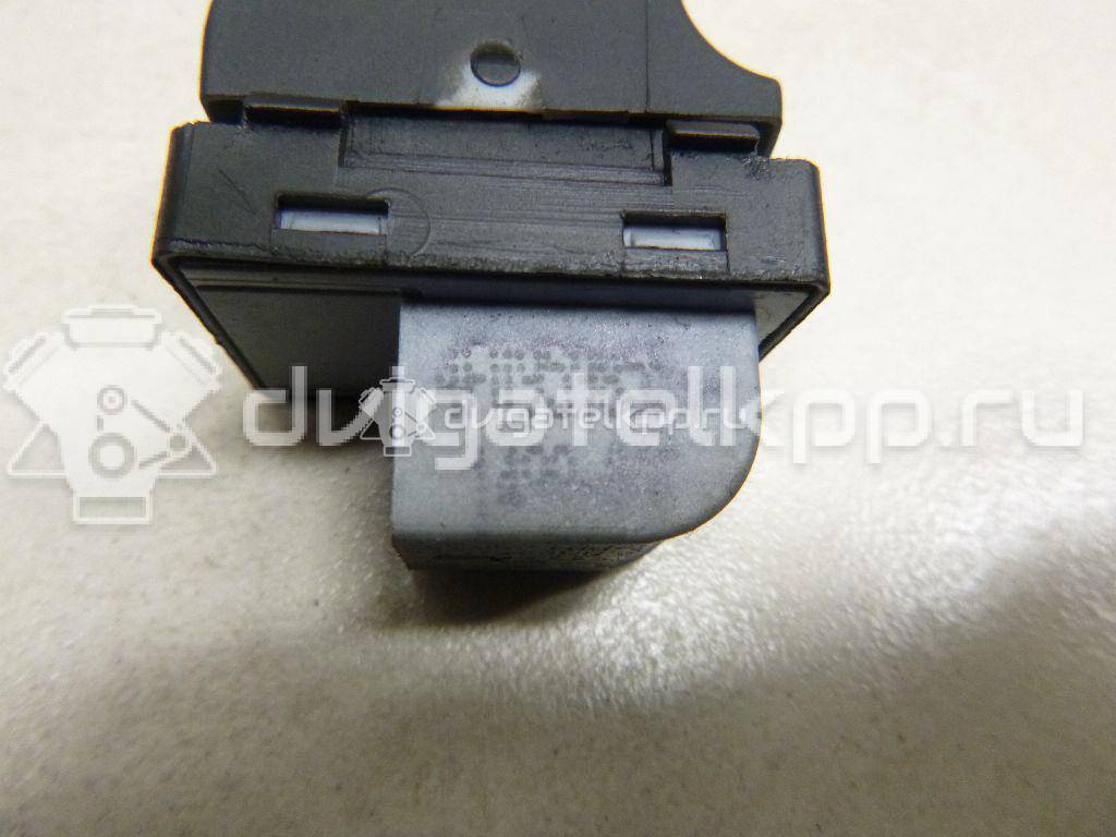 Фото Кнопка стеклоподъемника  4F0959855A для Audi Q7 / A3 / A6 {forloop.counter}}