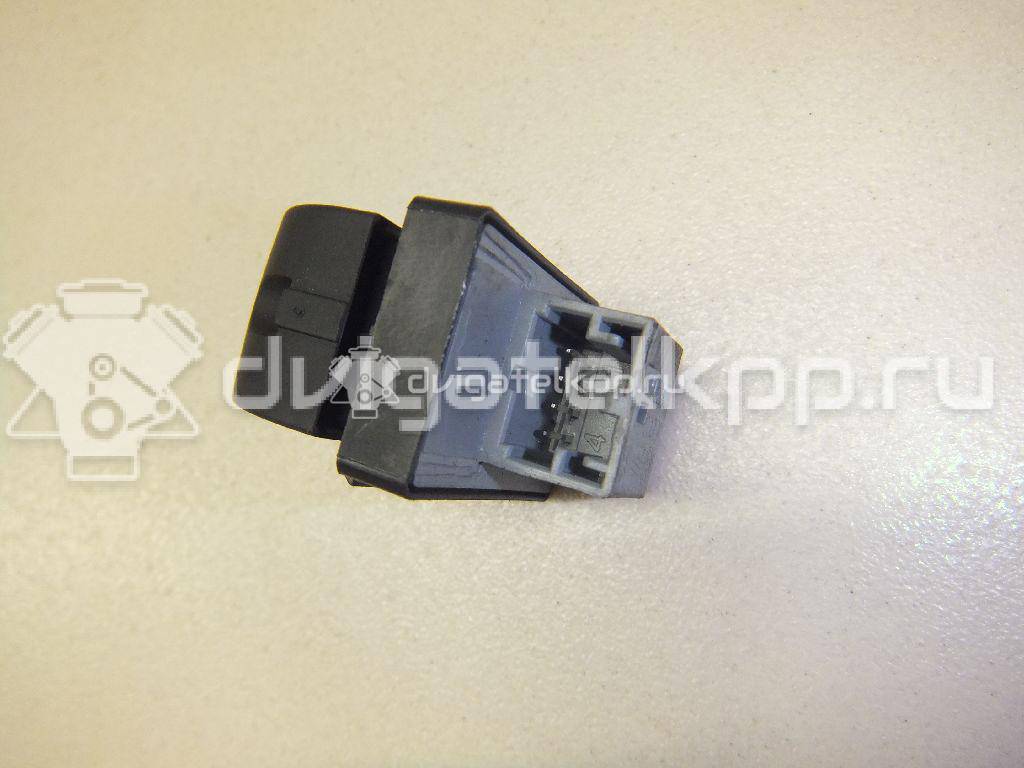 Фото Кнопка стеклоподъемника  4f0959855a для Audi Q7 / A3 / A6 {forloop.counter}}