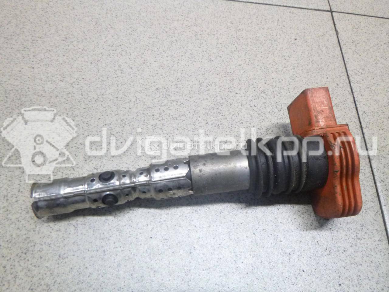 Фото Катушка зажигания  06C905115L для Audi A4 / A6 / A3 / 80 / A5 {forloop.counter}}