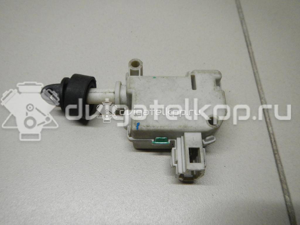 Фото Замок бардачка  3B0959782A для Audi A4 / A6 / A3 / Tt / Q7 {forloop.counter}}