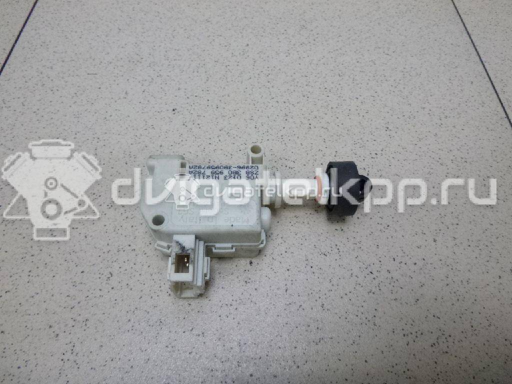 Фото Замок бардачка  3B0959782A для Audi A4 / A6 / A3 / Tt / Q7 {forloop.counter}}