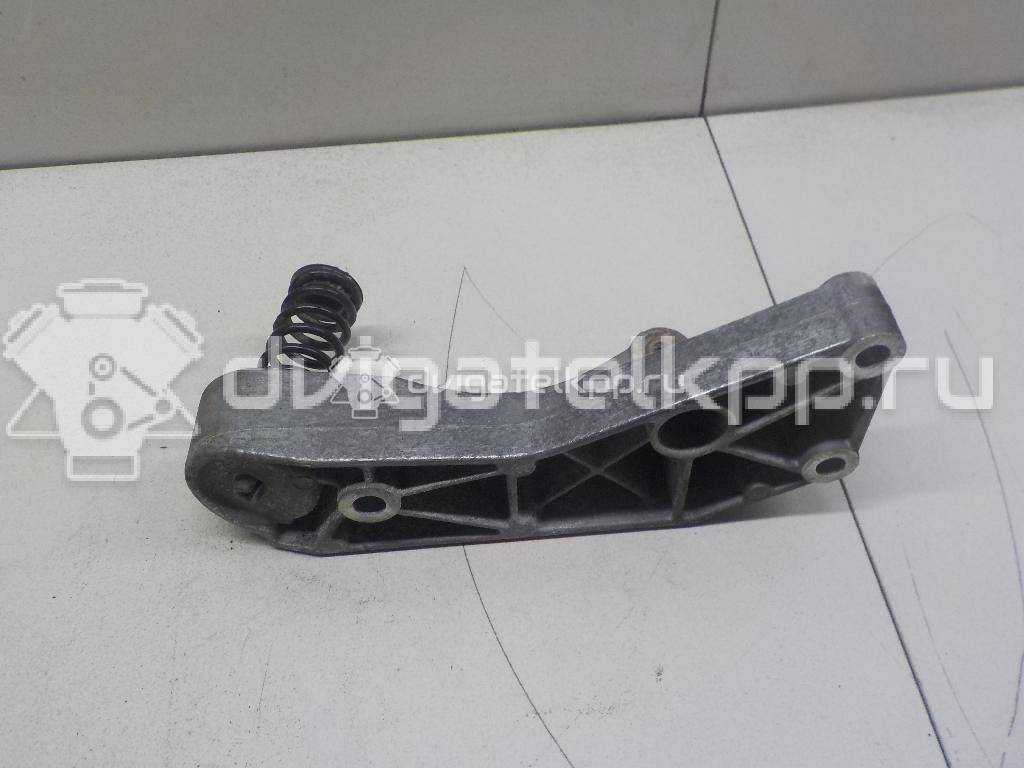 Фото Кронштейн генератора для двигателя BUD для Volkswagen Polo / Caddy / Golf 80 л.с 16V 1.4 л бензин 030145169N {forloop.counter}}