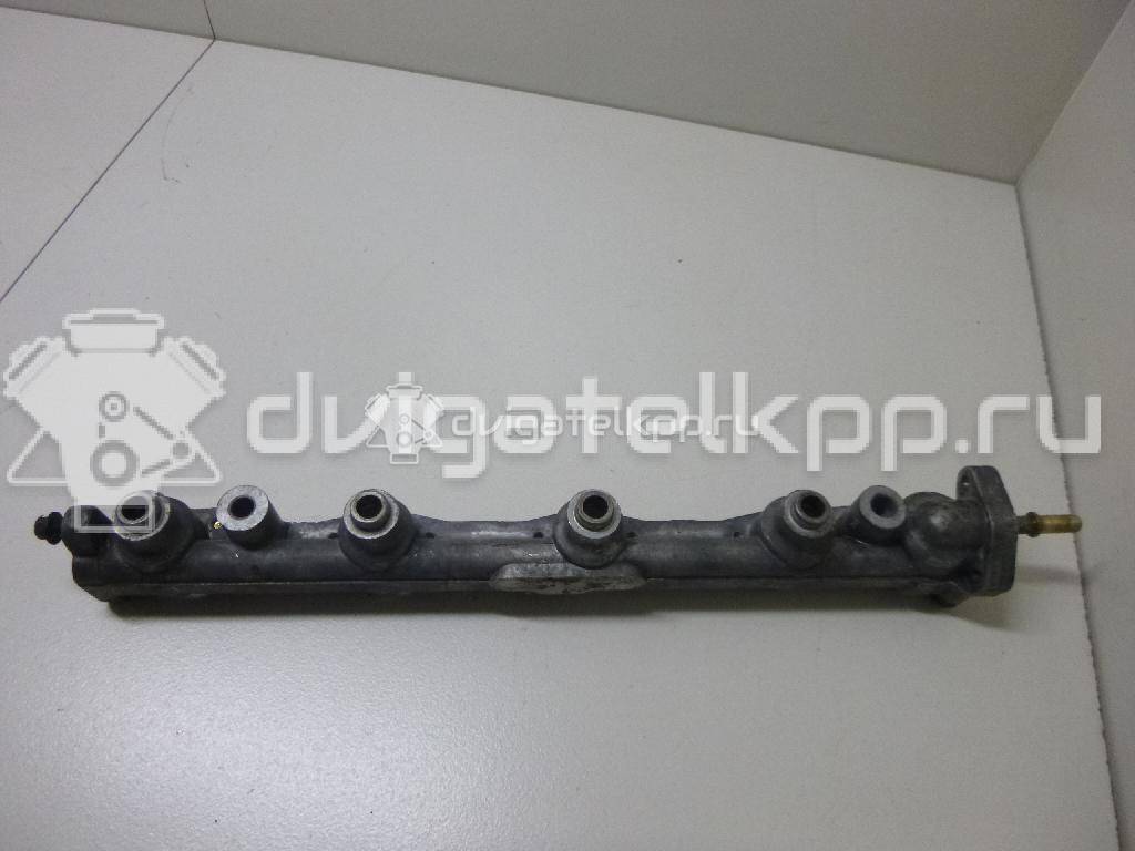 Фото Рейка топливная (рампа) для двигателя BP (DOHC) для Mazda / Ford Australia / Eunos 103-125 л.с 16V 1.8 л бензин 1077690 {forloop.counter}}