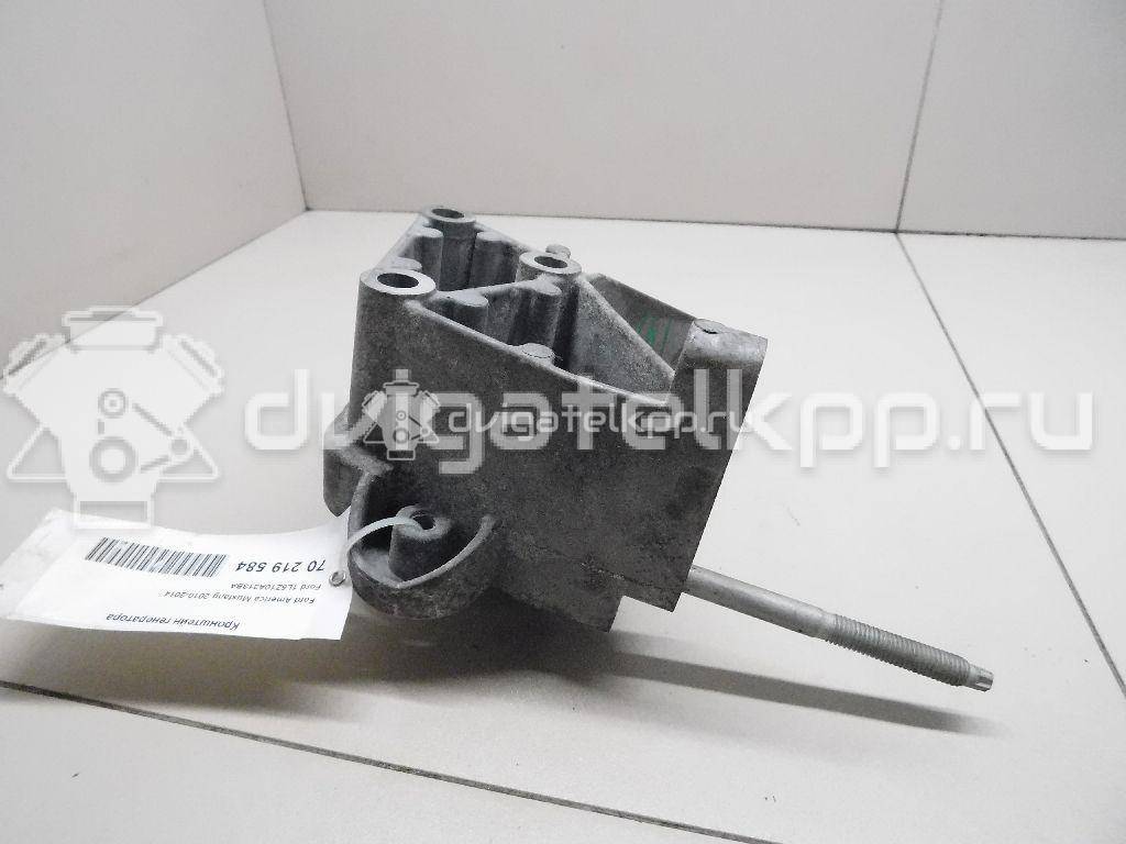 Фото Кронштейн генератора для двигателя WLAT (12 V) для Ford Australia Courier 117 л.с 12V 2.5 л Дизельное топливо 1L5Z10A313BA {forloop.counter}}